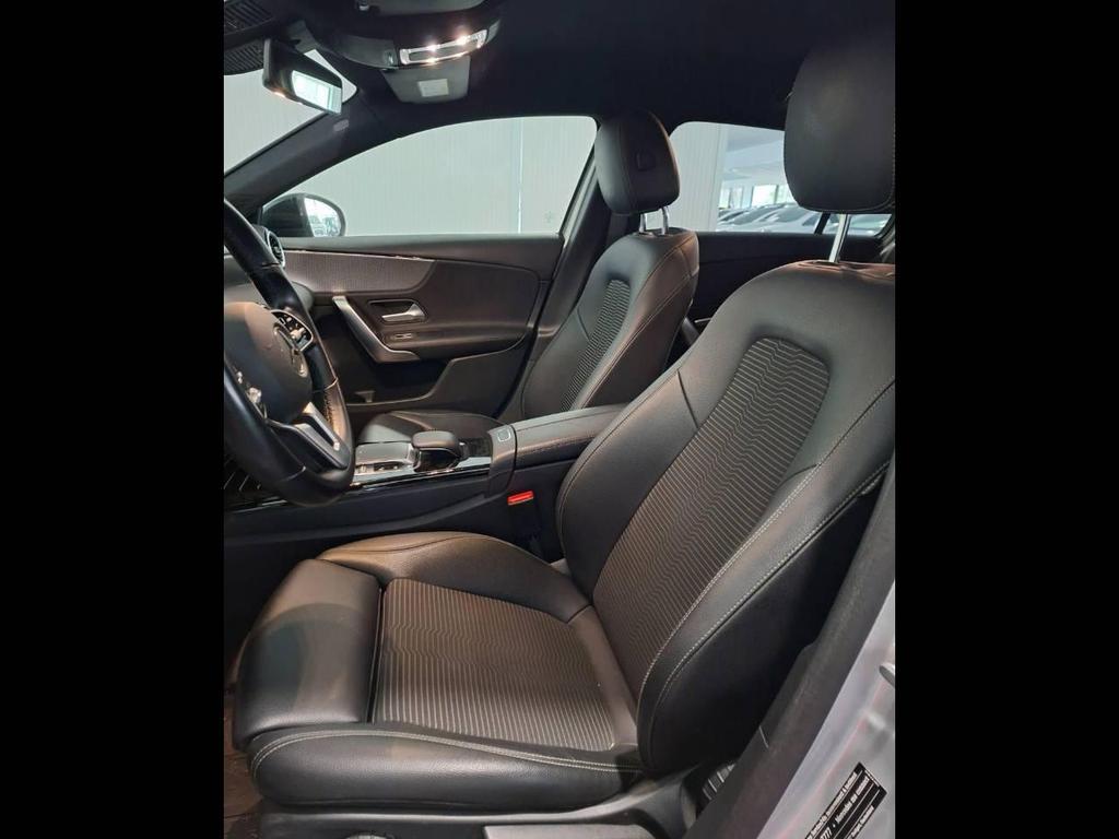 Mercedes Classe A 180 180 D Premium 7G-DCT