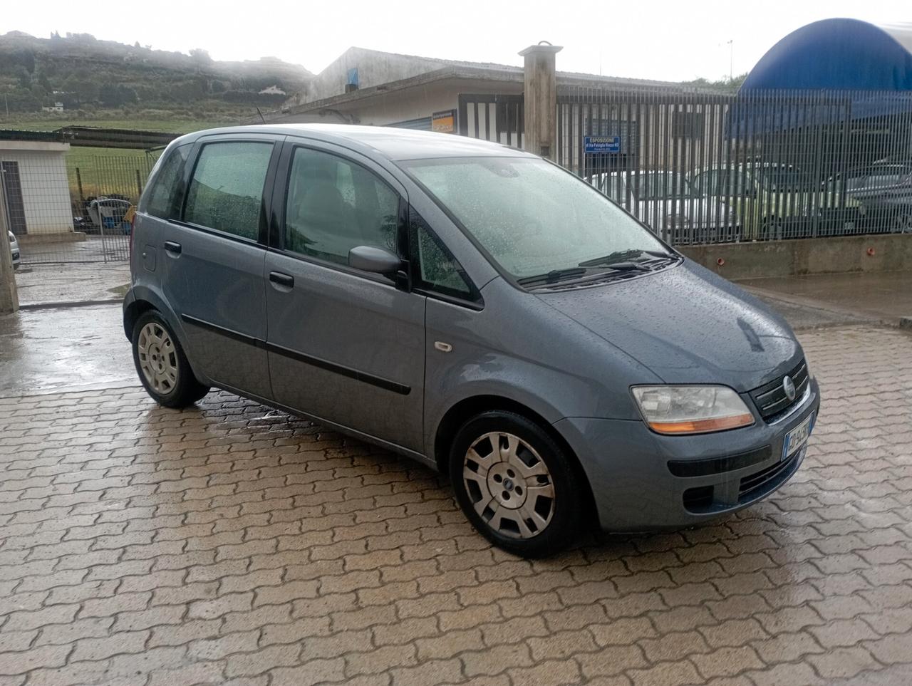 Fiat Idea 1.3 Multijet 16V Dynamic