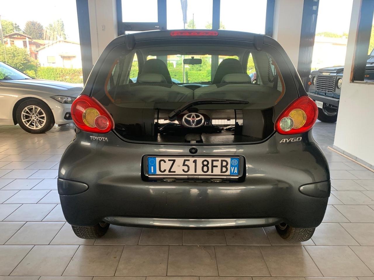 Toyota Aygo 1.0 12V VVT-i 3 porte Sol