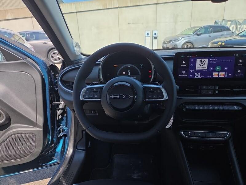 FIAT 600 600 Hybrid 100 CV DCT MHEV