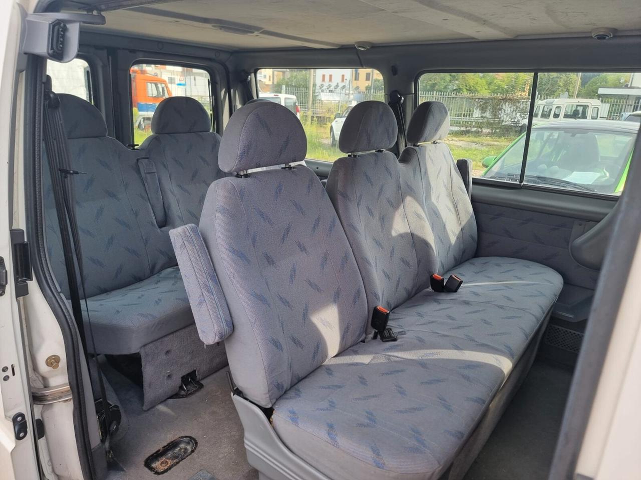 Ford Transit/Tourneo Transit 150 2.5 D PC Combi