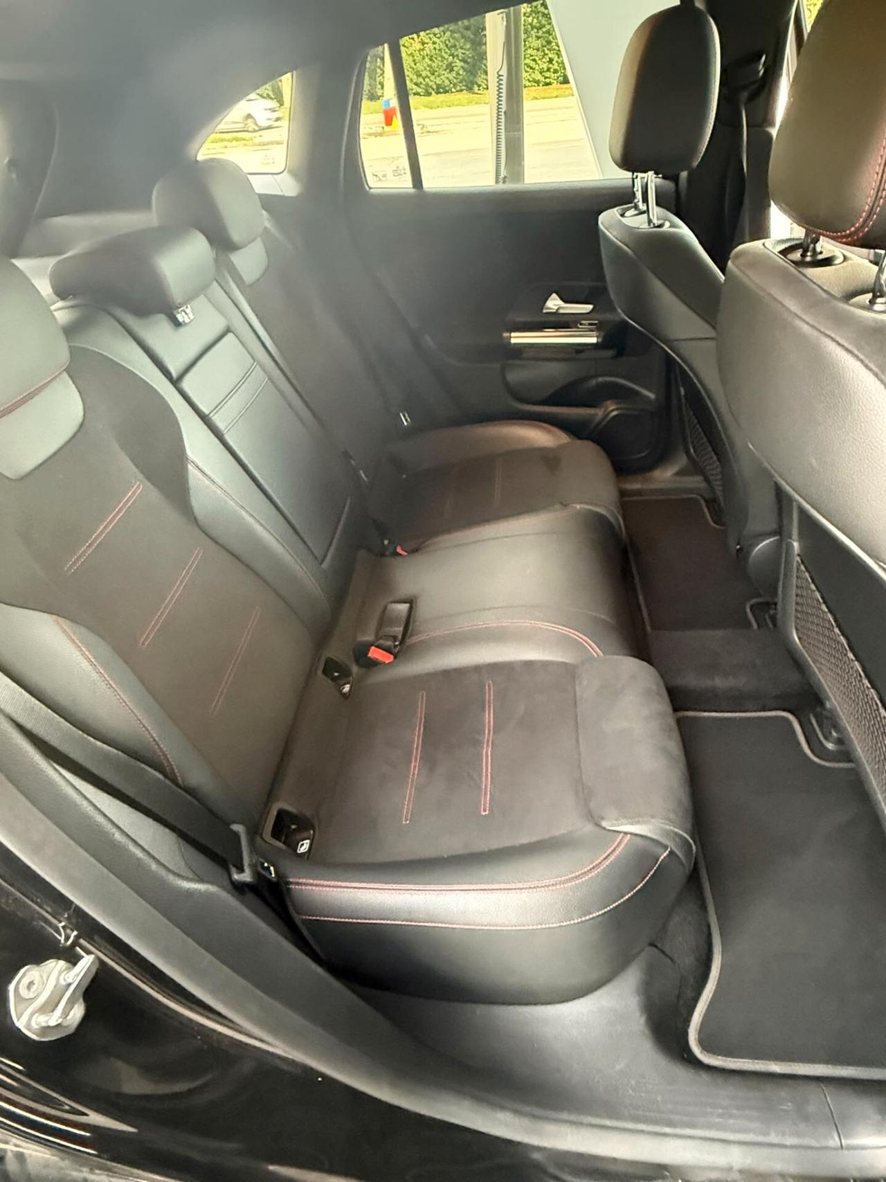 Mercedes-benz EQA 300 4Matic Premium AMG ***IN CONTO VENDITA - SU APPUNTAMENTO***