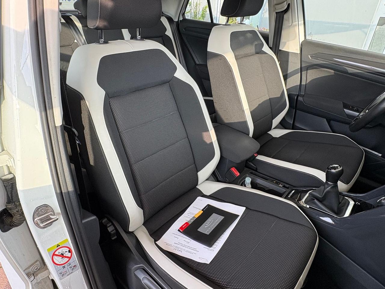 Volkswagen T-Roc Advanced 1.6 TDI #9825