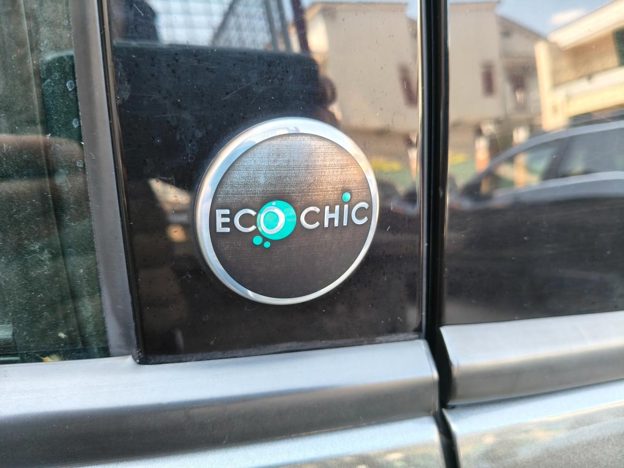 Lancia Ypsilon 5 porte Metano Ecochic Gold