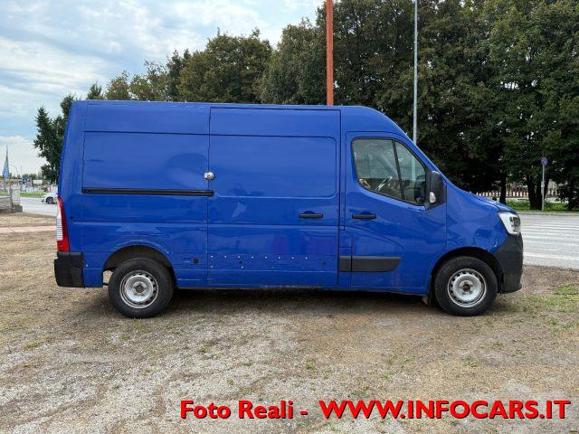 RENAULT Master T33 2.3 dCi 135 CV PASSO MEDIO