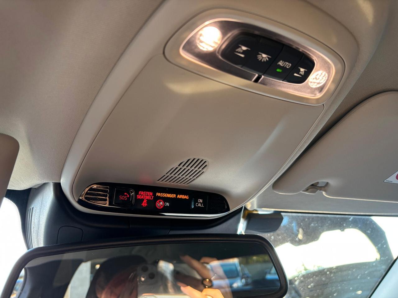 Volvo V60 B4 2.0 Ibrida Cambio Automatico