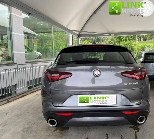 ALFA ROMEO Stelvio 2.2 Turbodiesel 160 CV AT8 RWD Business