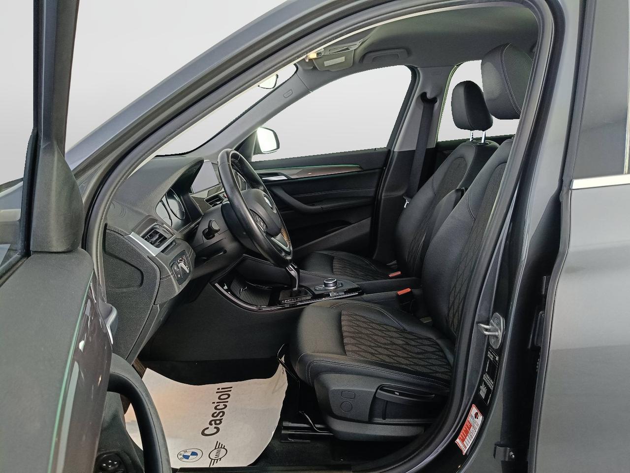 BMW X1 F48 2019 - X1 sdrive18d xLine auto