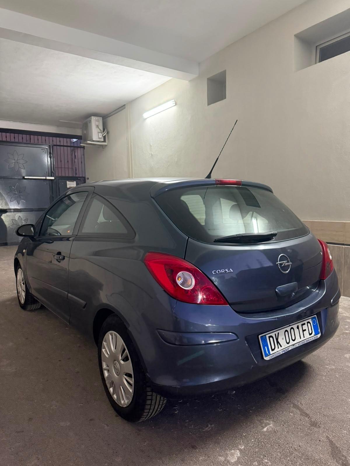 Opel Corsa 1.0 12V 3 porte Club