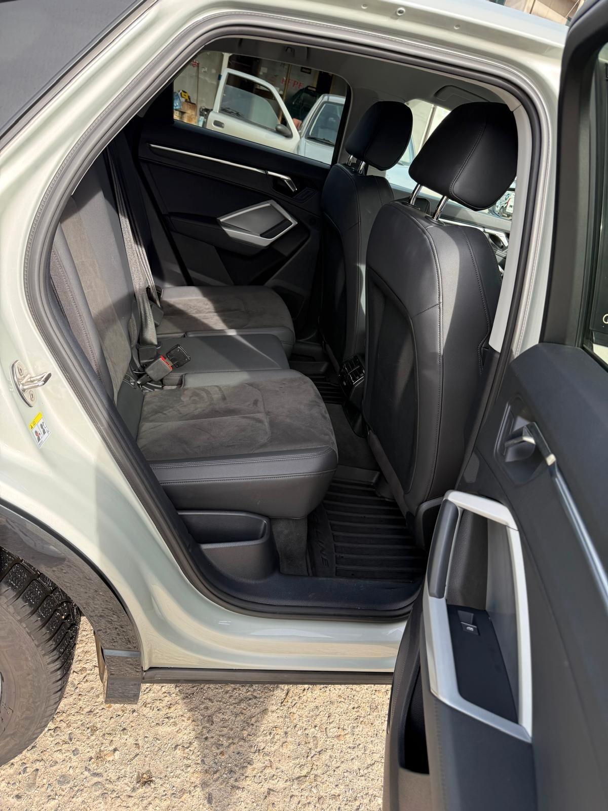 Audi Q3 SPB 35 TDI S line edition