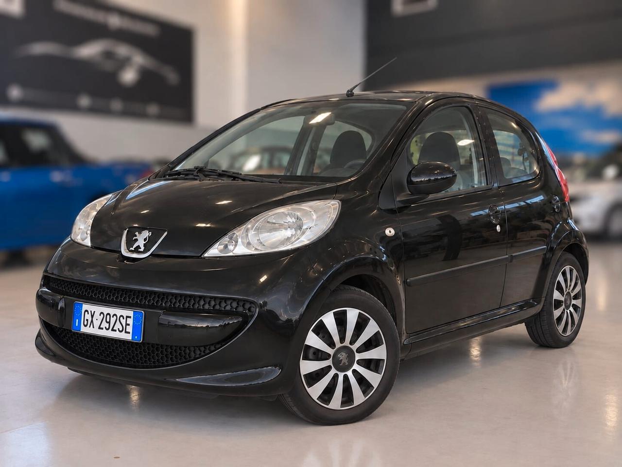Peugeot 107 1.0 68CV 5p. Plaisir