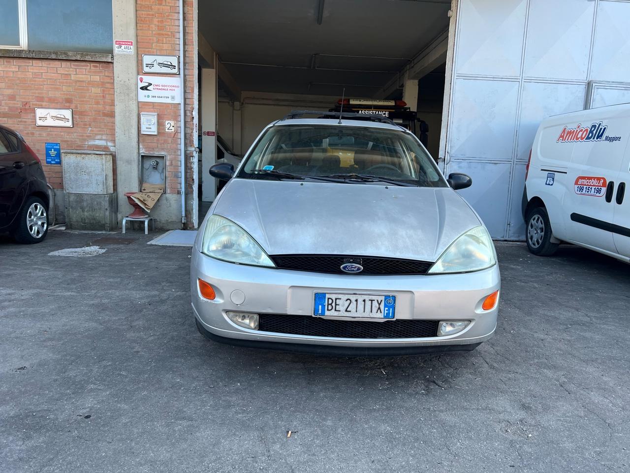 Ford Focus 1.6i 16V cat SW Ambiente