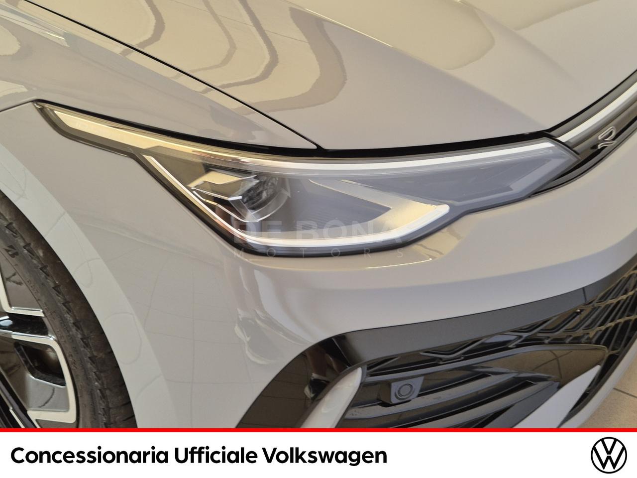 Volkswagen Golf 2.0 tdi r-line plus 150cv dsg