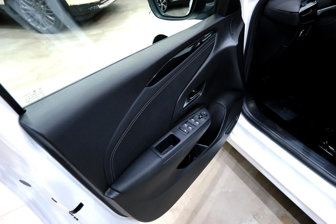 Opel Corsa 1.2 TURBO 100cv GS Line