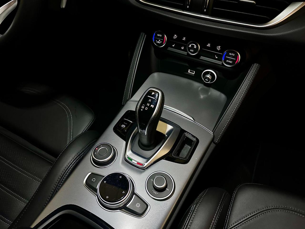 Alfa Romeo Stelvio 2.2 t Veloce Q4 210cv auto