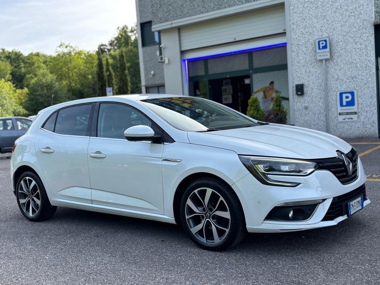 Renault Mégane dCi 8V 110 CV Energy Bose”CAR PLAY”