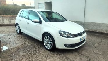 Volkswagen Golf 1.6 TDI DPF 5p. Highline