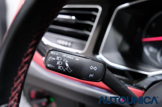 VOLKSWAGEN Polo GTI 2.0 TSI DSG GTI BLUEMOTION TECHNOLOGY FULL LED