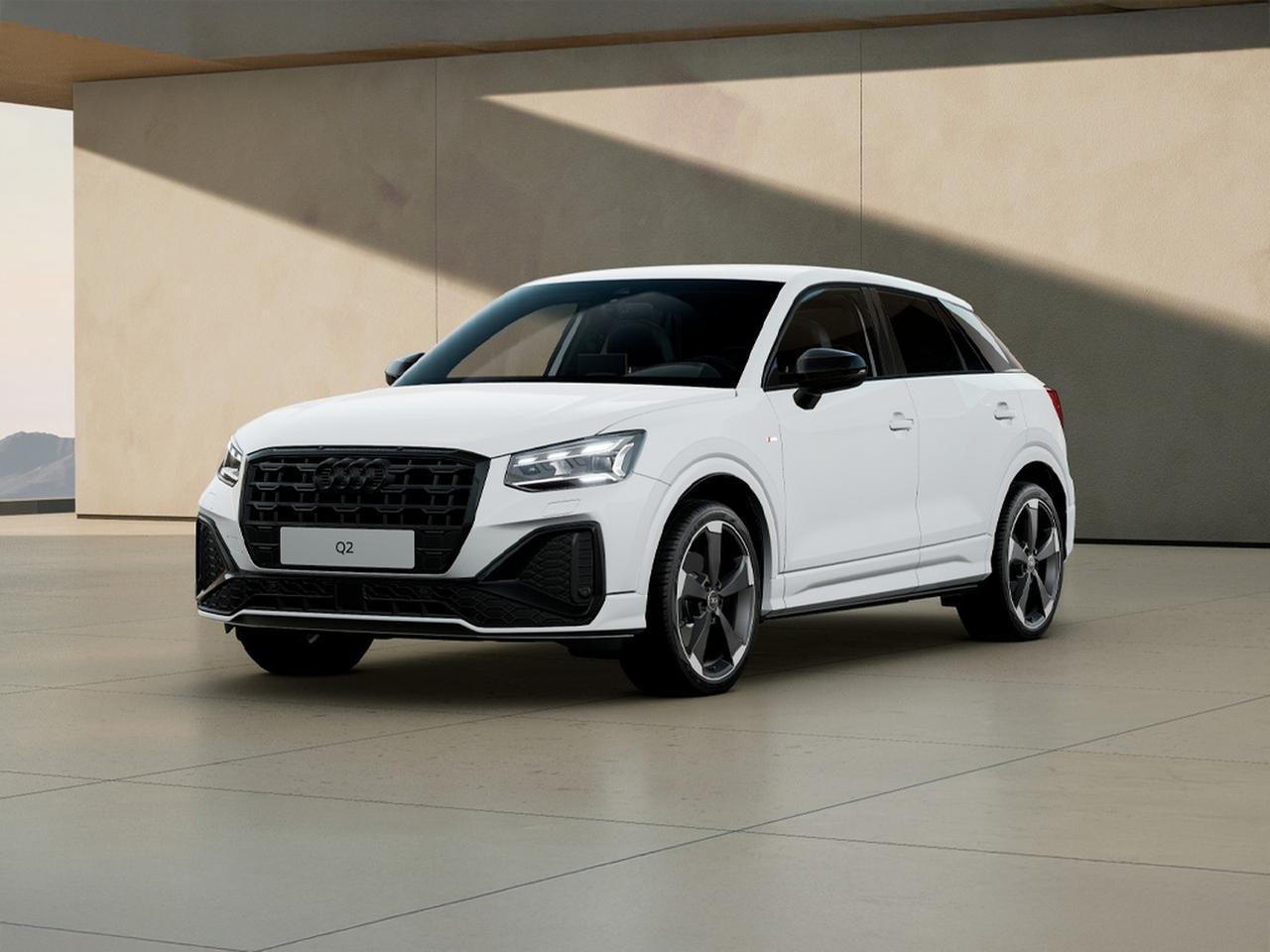 Audi Q2 35 1.5 tfsi identity black s-tronic