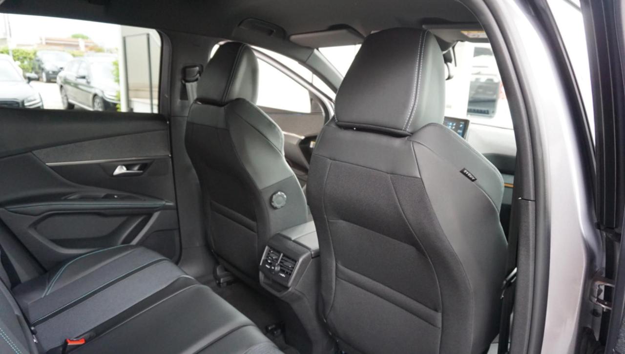 Peugeot 3008 BlueHDi 130 S&S EAT8 Allure Pack