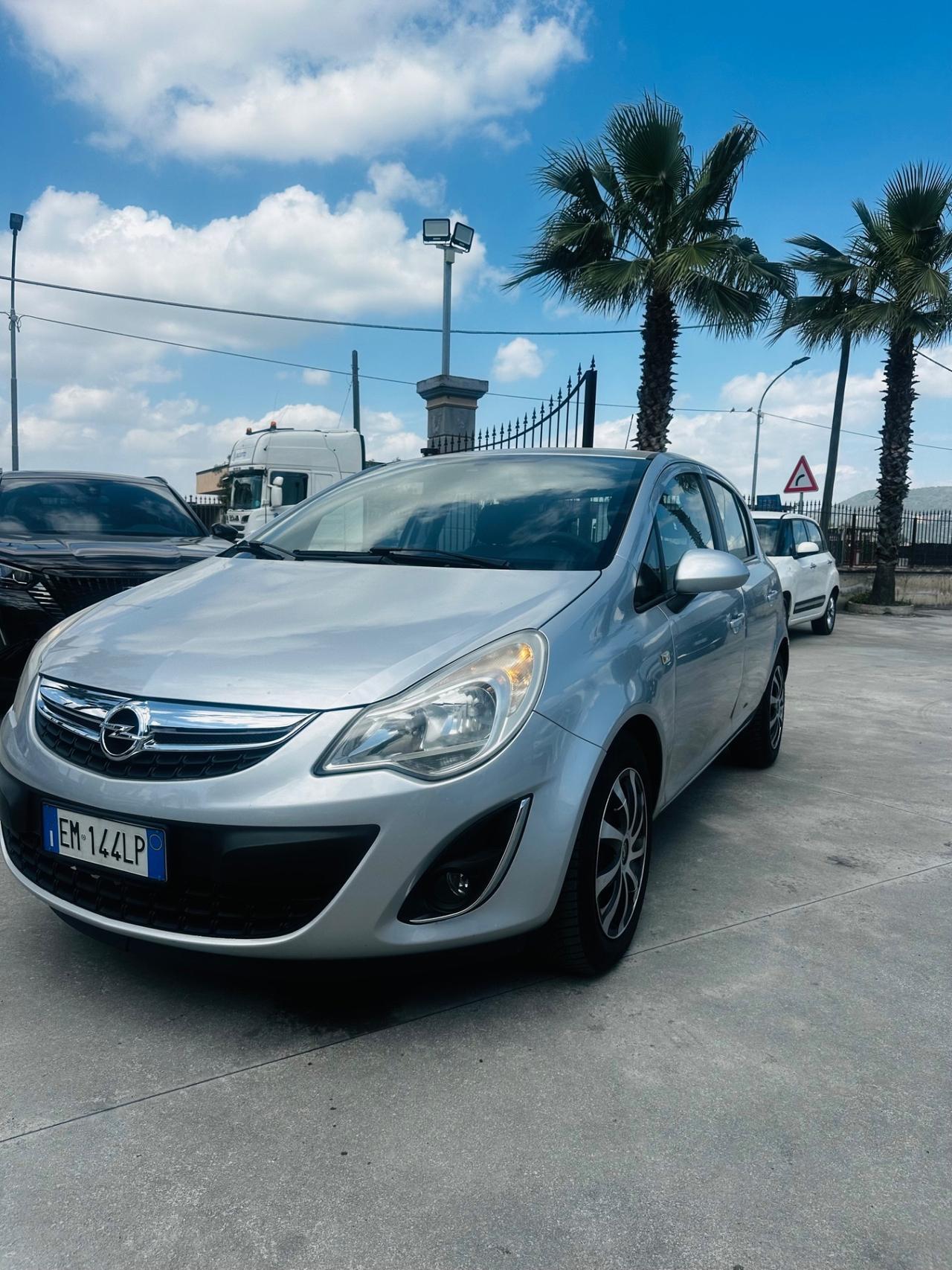 Opel Corsa 1.2 5 porte One
