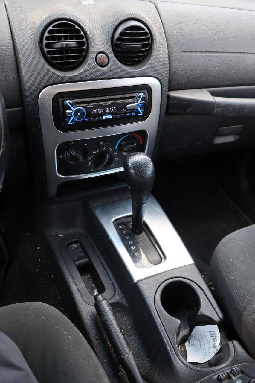 Jeep Liberty 3.7 V6 4X4 automatico 212cv