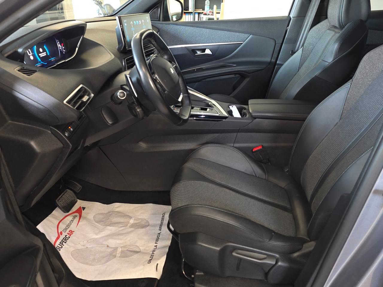 Peugeot 3008 BlueHDi 130 S&S EAT8 Allure Pack