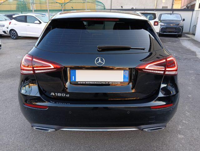 MERCEDES-BENZ A 180 d Automatic Premium