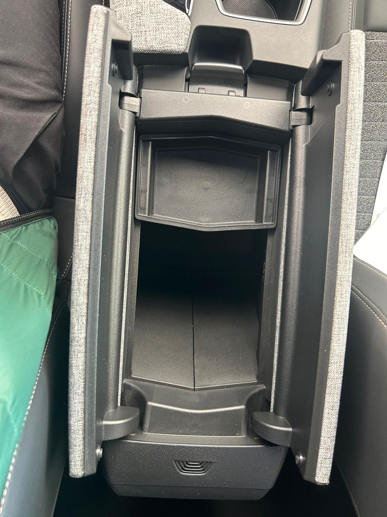 Peugeot 3008 Hybrid 136 e-DCS6 Allure