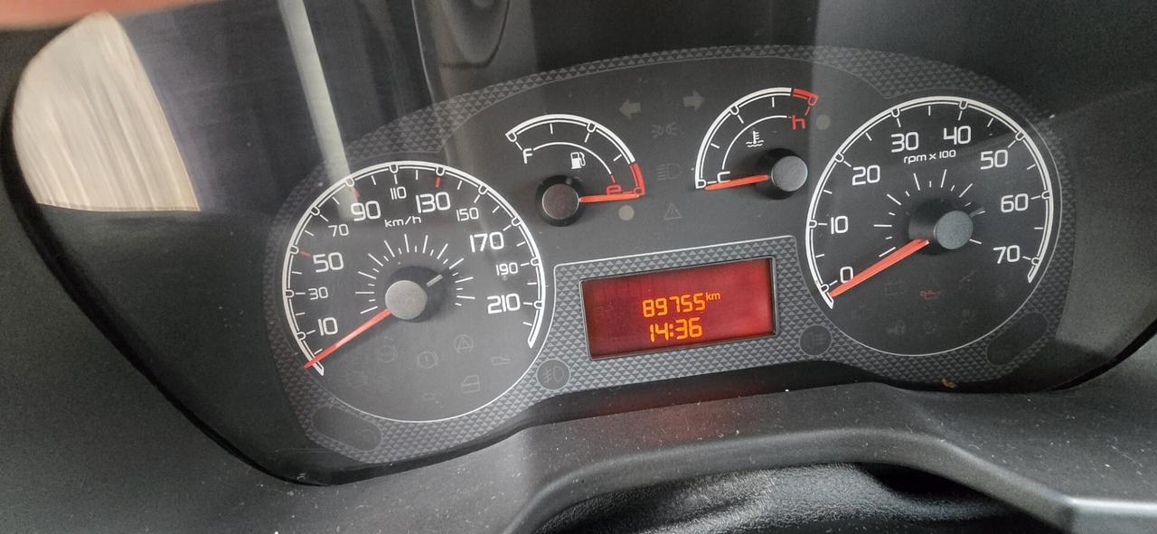 Fiat Qubo 1.4 8V 73 CV Active Natural Power