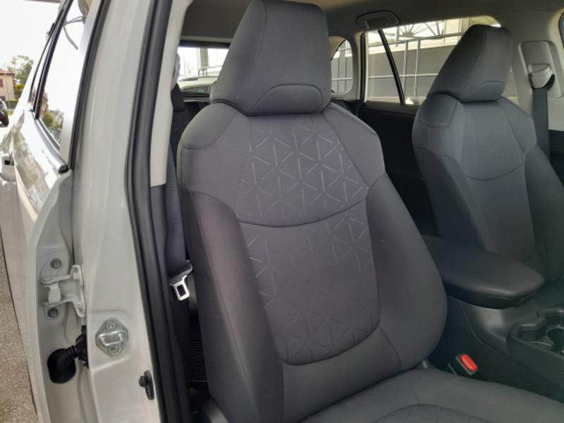 TOYOTA RAV 4 2.5 HV 178cv E-CVT Business 2WD