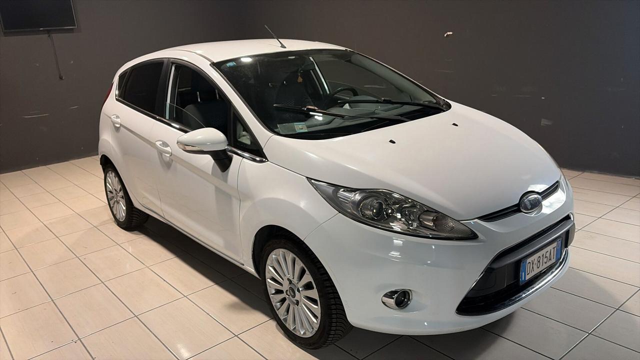 FORD FIESTA DEL 2009 1400 BENZINA / GPL fino al 2030