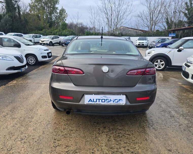Alfa Romeo 159 1.9 JTDm 16V TI
