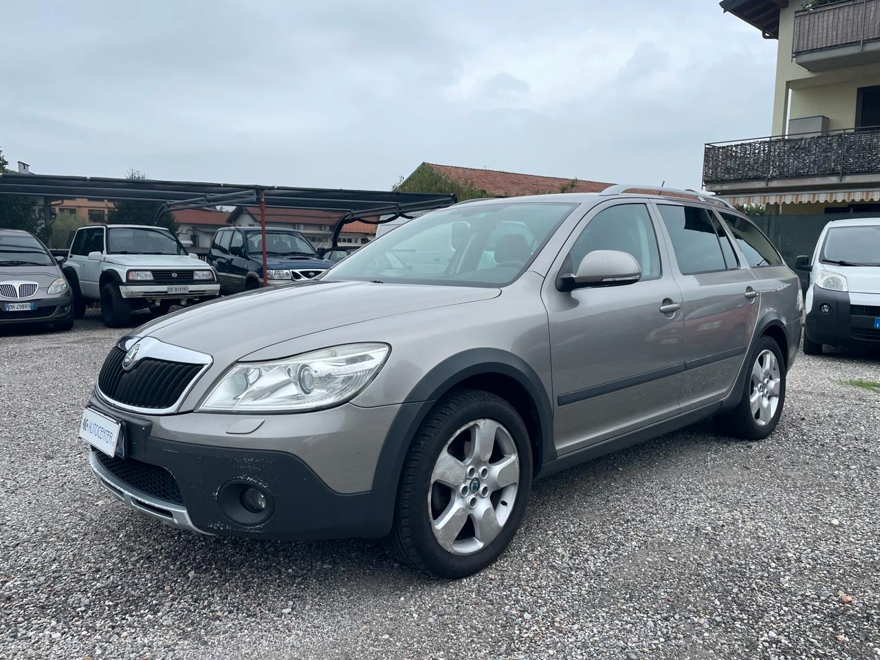 Skoda Octavia 2.0 TDI CR F.AP. 4x4 Wagon Scout