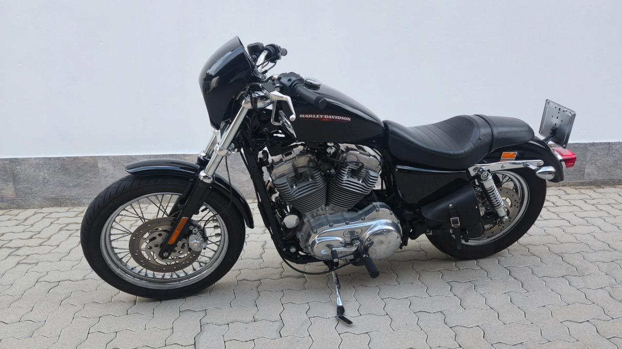 Harley-davidson 883 Sportster Custom