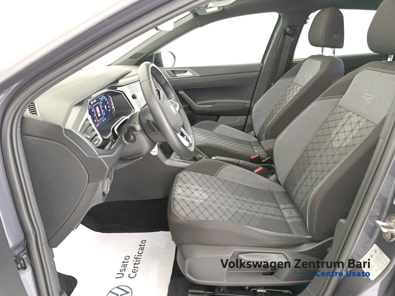 Volkswagen Taigo 1.0 tsi r-line 115cv dsg