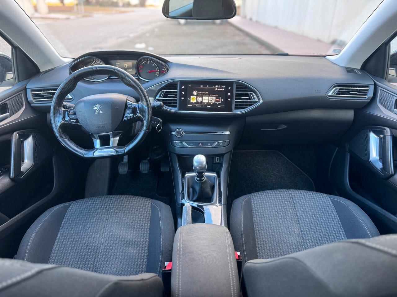 Peugeot 308 BlueHDi 130 S&S Allure