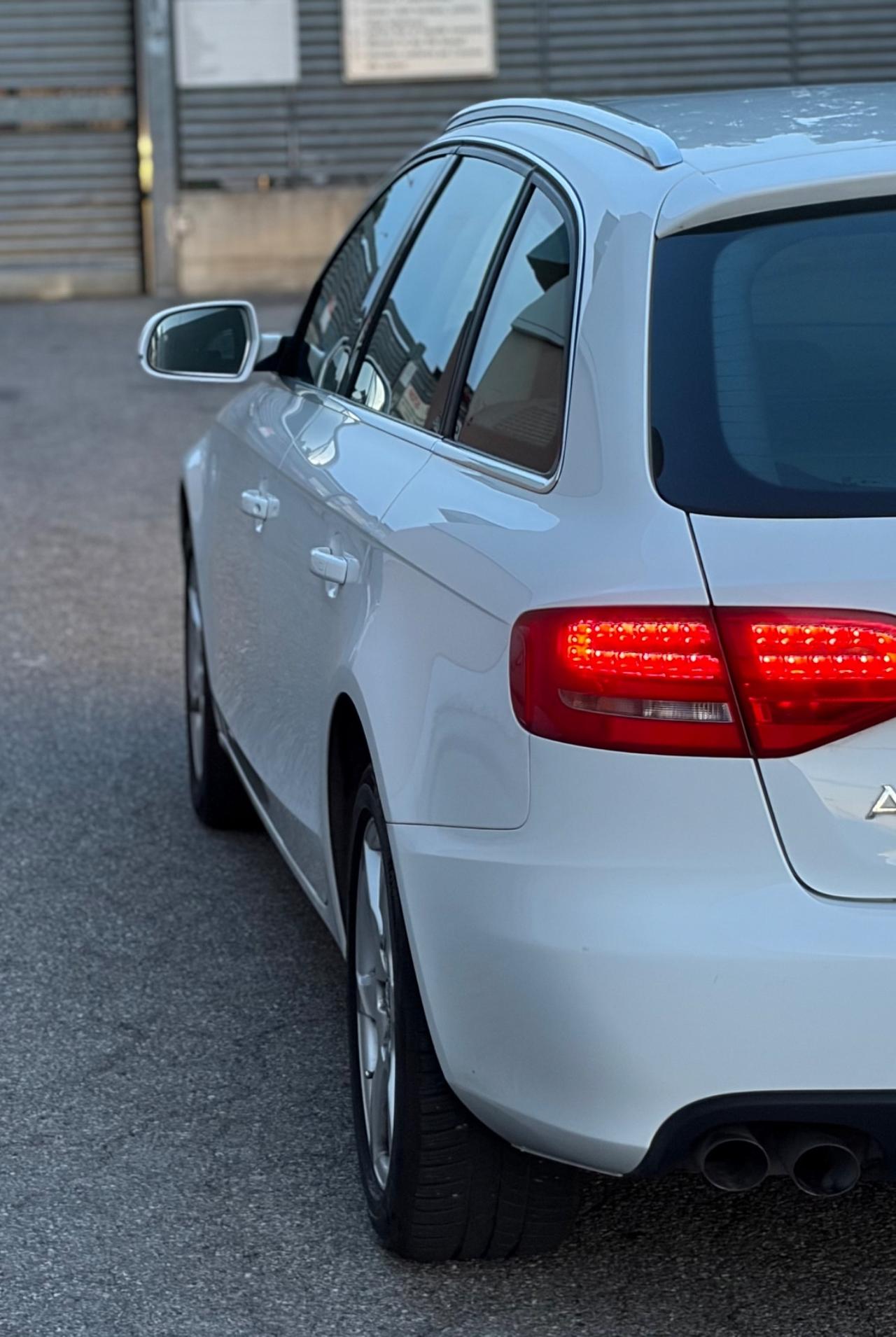 Audi A4 2.0 TDI 143cv 2011 euro5 c.automatico