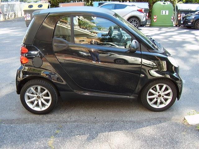 Smart ForTwo 1000 52 kW coupé pure