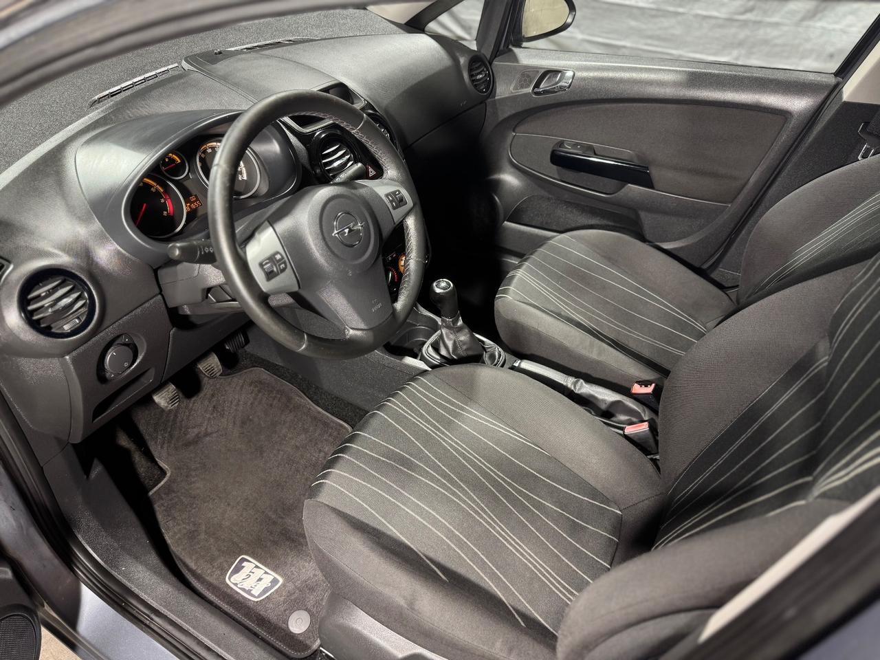 Opel Corsa 1.2 80cv 5 porte 81.000KM