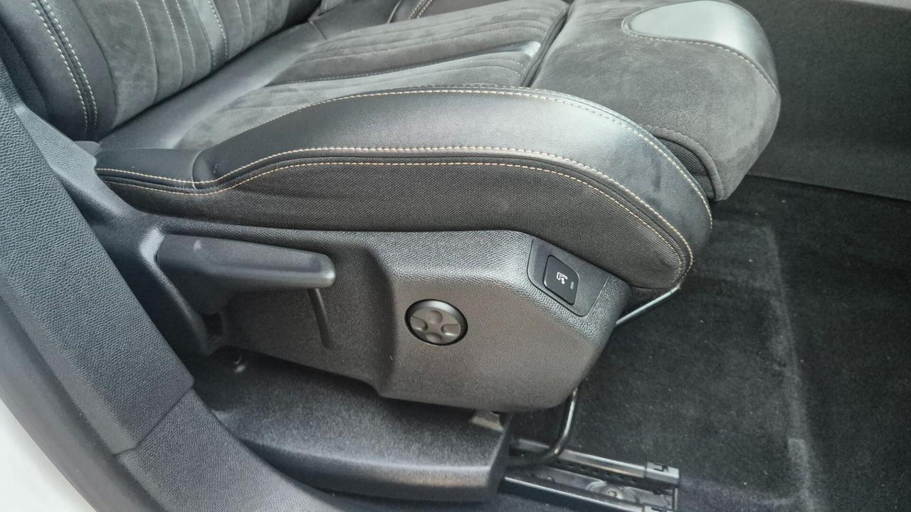 Peugeot 5008 BlueHDi 130 S&S EAT8 GT Pack