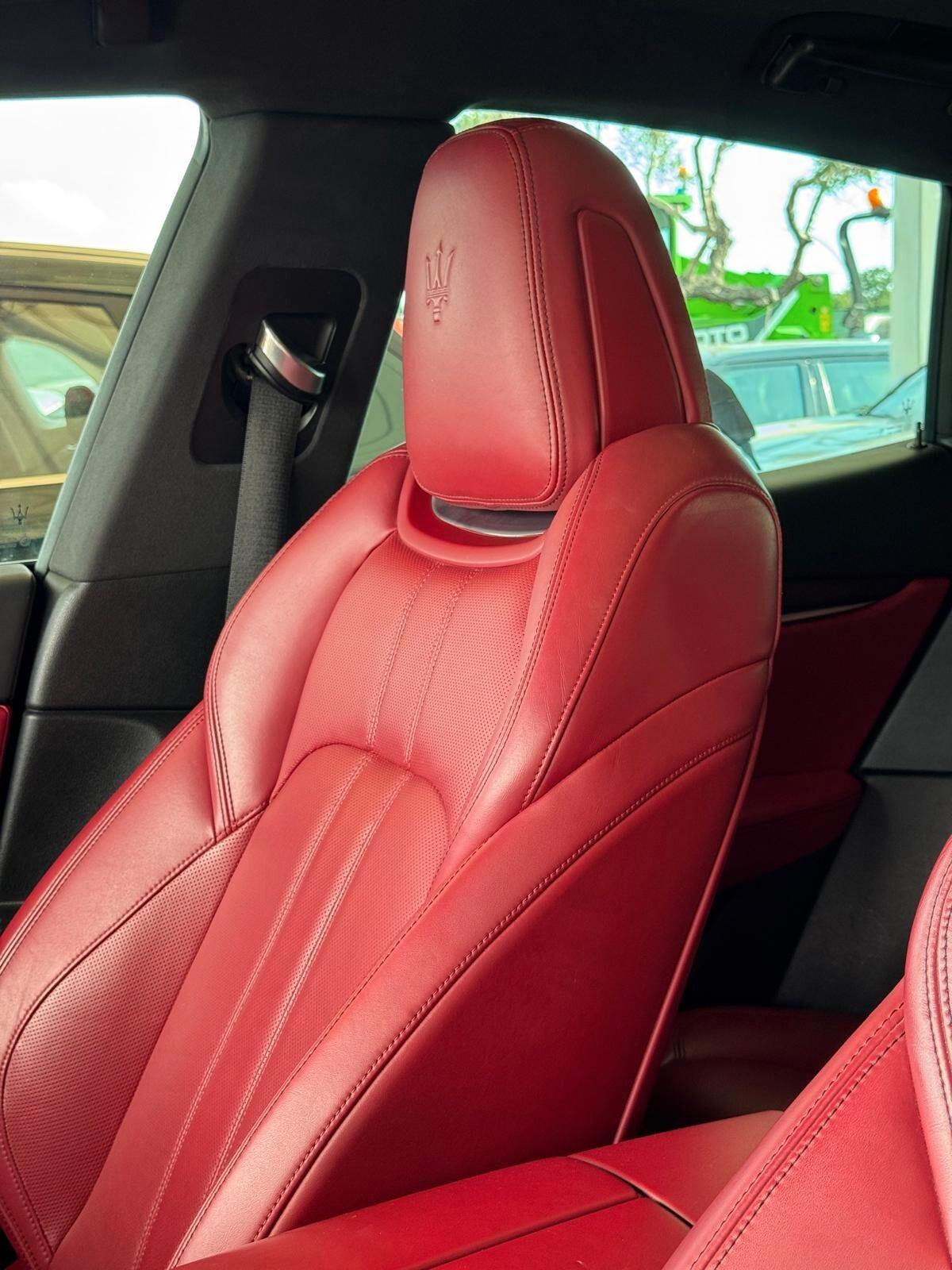 Maserati Levante V6 Diesel 275 CV AWD