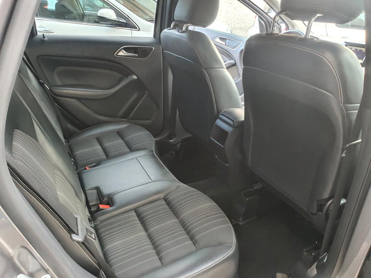 Mercedes-benz B 200 CDI BlueEFFICIENCY Premium