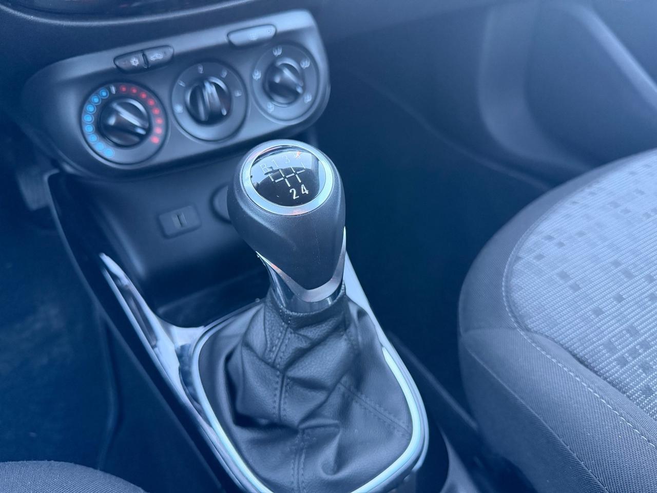 Opel Adam Rocks 1.2 70 CV Unlimited