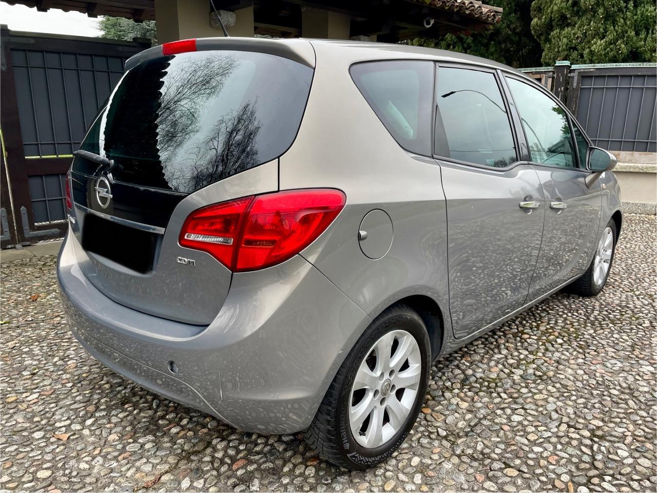 Opel Meriva 1.7 CDTI Cosmo *AUTOMATICA*
