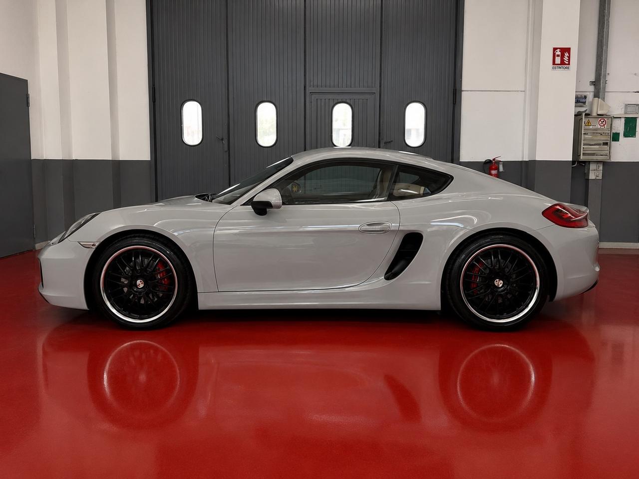 Porsche Cayman 2.7pdk