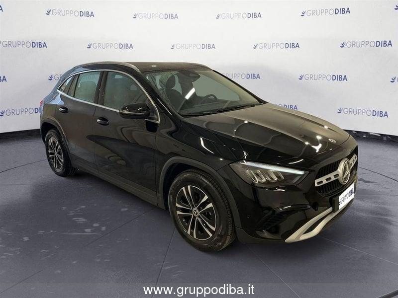 Mercedes-Benz GLA GLA-H247 2023 180 d Advanced auto