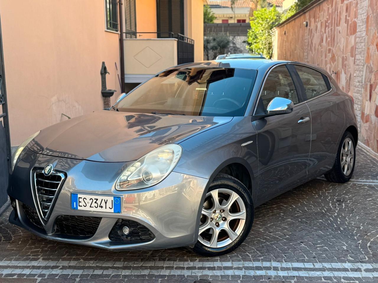 Alfa Romeo Giulietta 1.6 JTDm-2 105 CV Exclusive