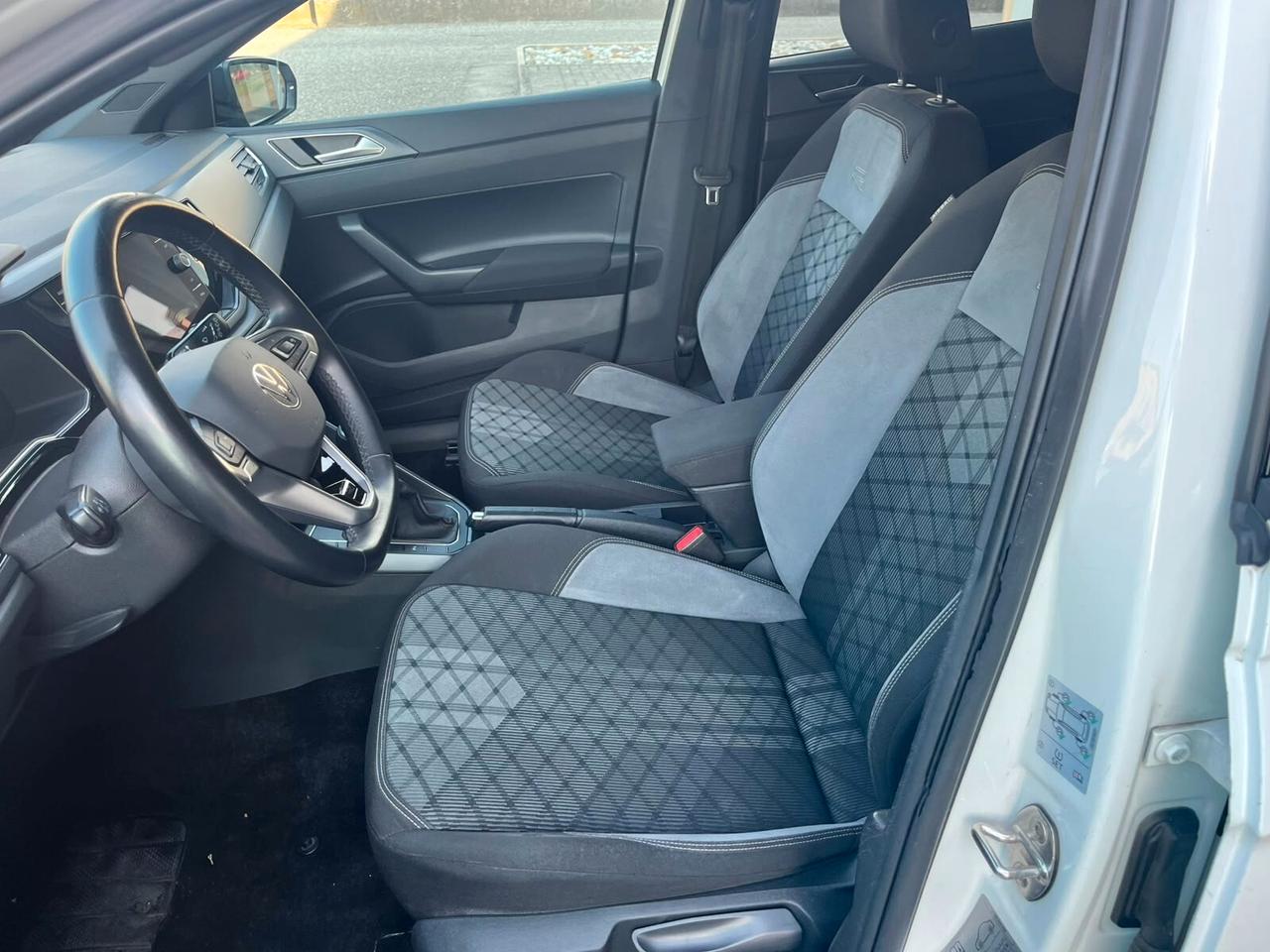 Volkswagen Polo 1.0 TSI R-Line