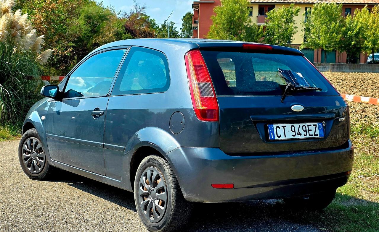 Ford Fiesta 1.4 DIESEL ANCHE NEOPATENTATI